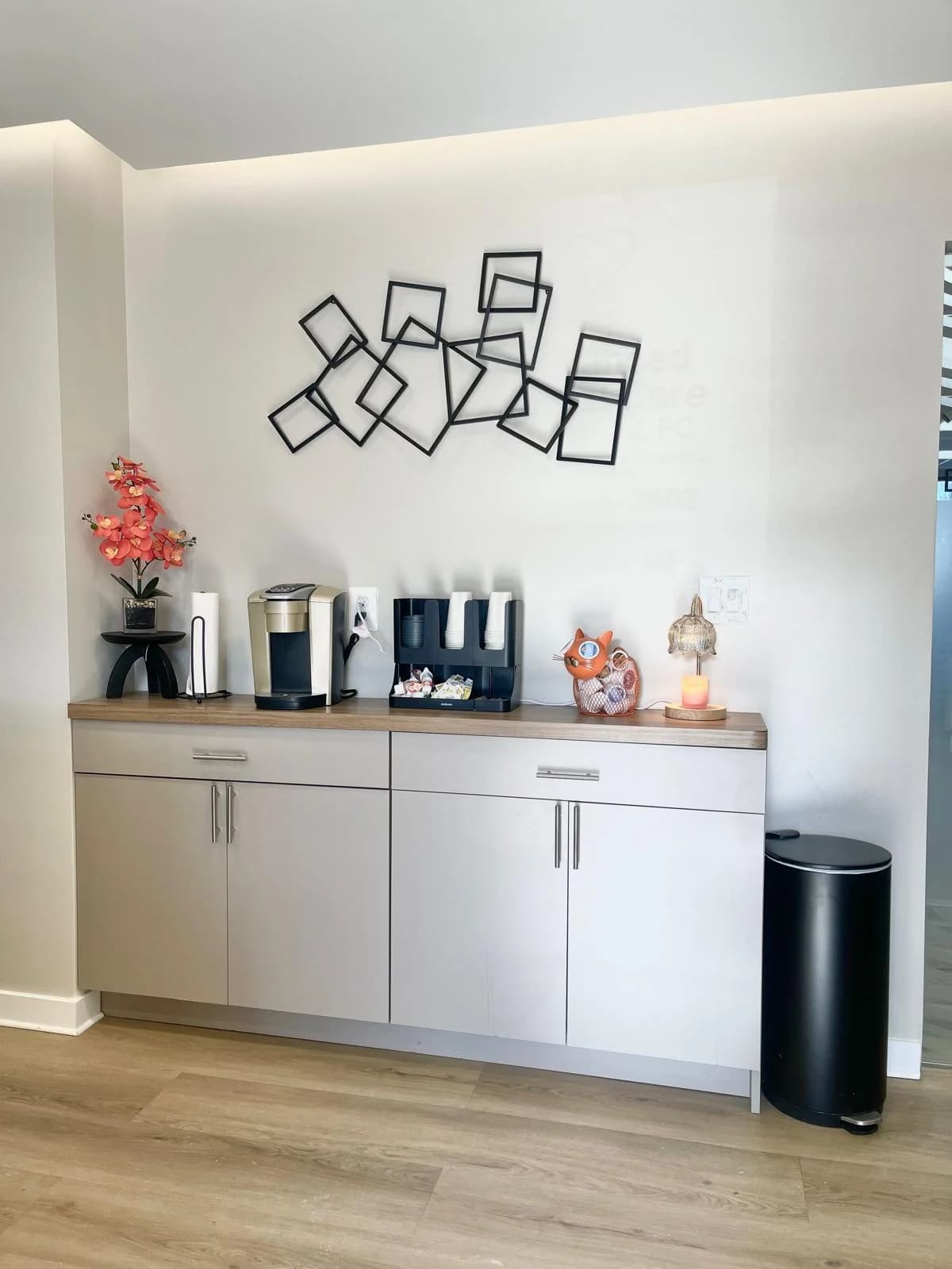 Complimentary coffee and refreshment bar