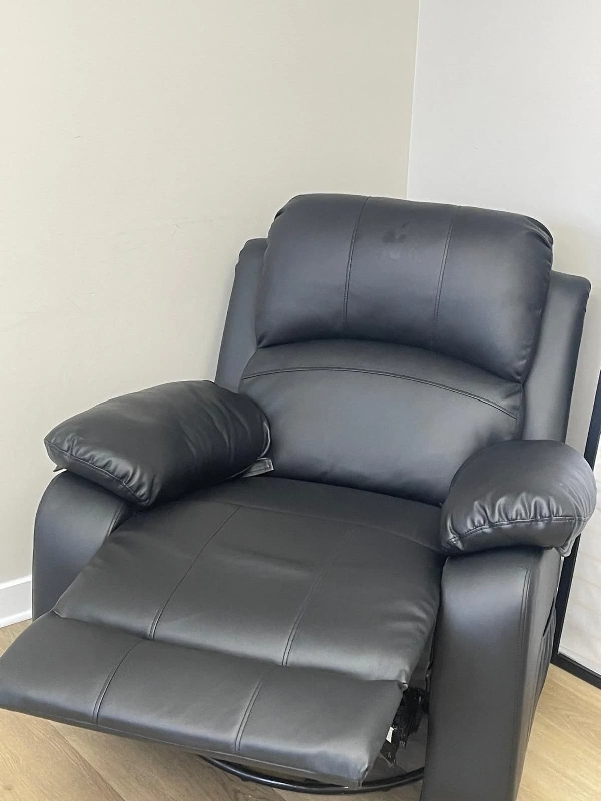 Comfortable patient lounge